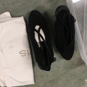 Women's Black Suede Faryl Robin Slingback Wedge